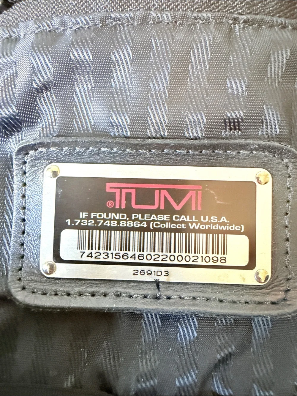 Tumi Alpha Travel Kit hanging Toiletry Bag Black 2691D3 with small pouch eyemask